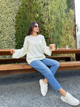 Oversize Salaş Yumuşak Dokulu Şardonlu Triko Kazak 2623 - Ekru